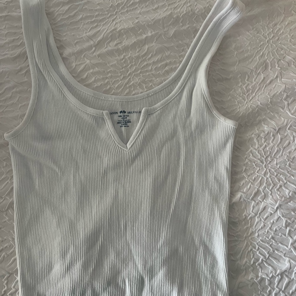 Brandy Melville Tank